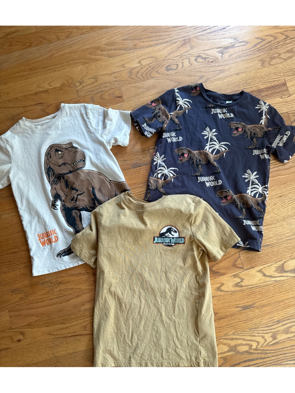 H&M Jurassic World Tee Trio - Tan, Navy & Cream